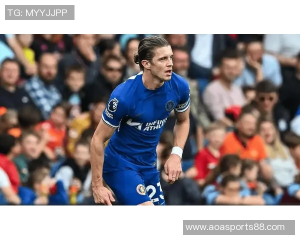 英媒报道切尔西冬窗瞄准森林队后卫穆里略加强中卫阵容