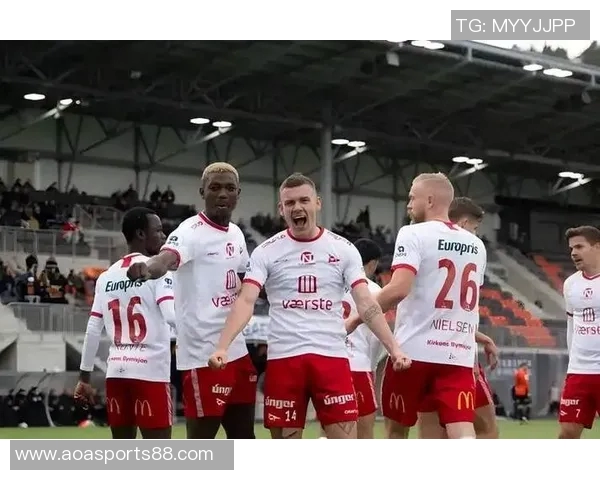 克林根状态回暖14分12板展现攻防实力篮下终结能力提升