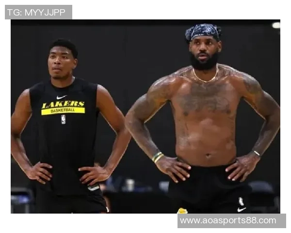 八村塁谈防守文班：强调对抗和紧贴让对手难以发挥