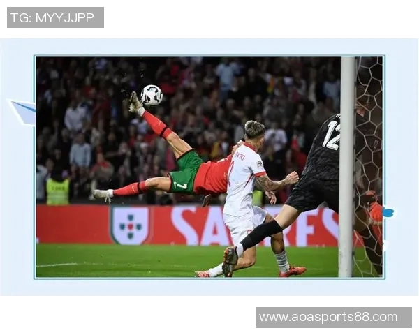 C罗单刀挑射被扑裁判判越位引发争议球迷热议比赛判罚 C罗单刀挑射被扑裁判判越位引发争议球迷热议比赛判罚